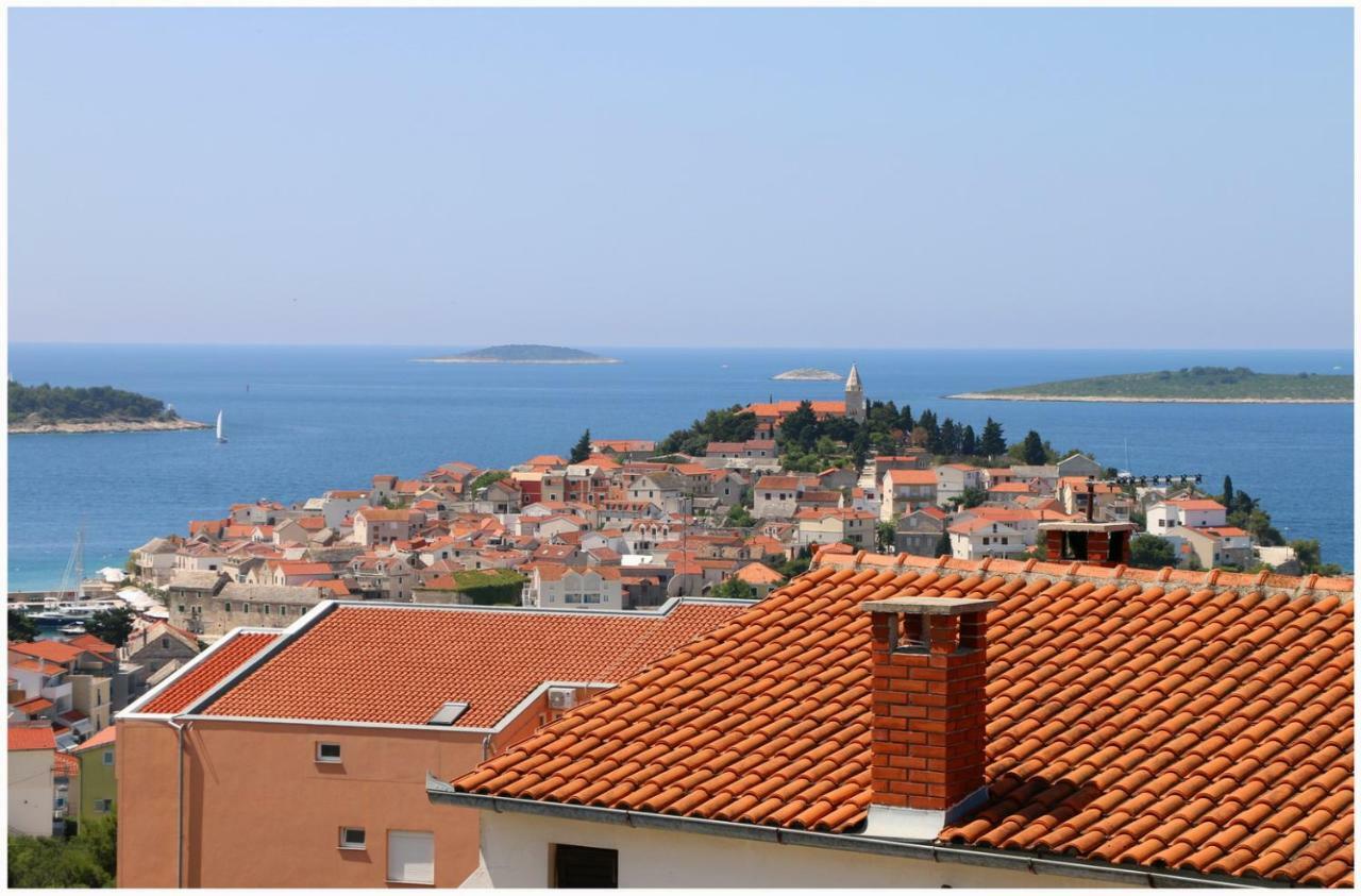 Apartmani Vera Primosten Exterior photo